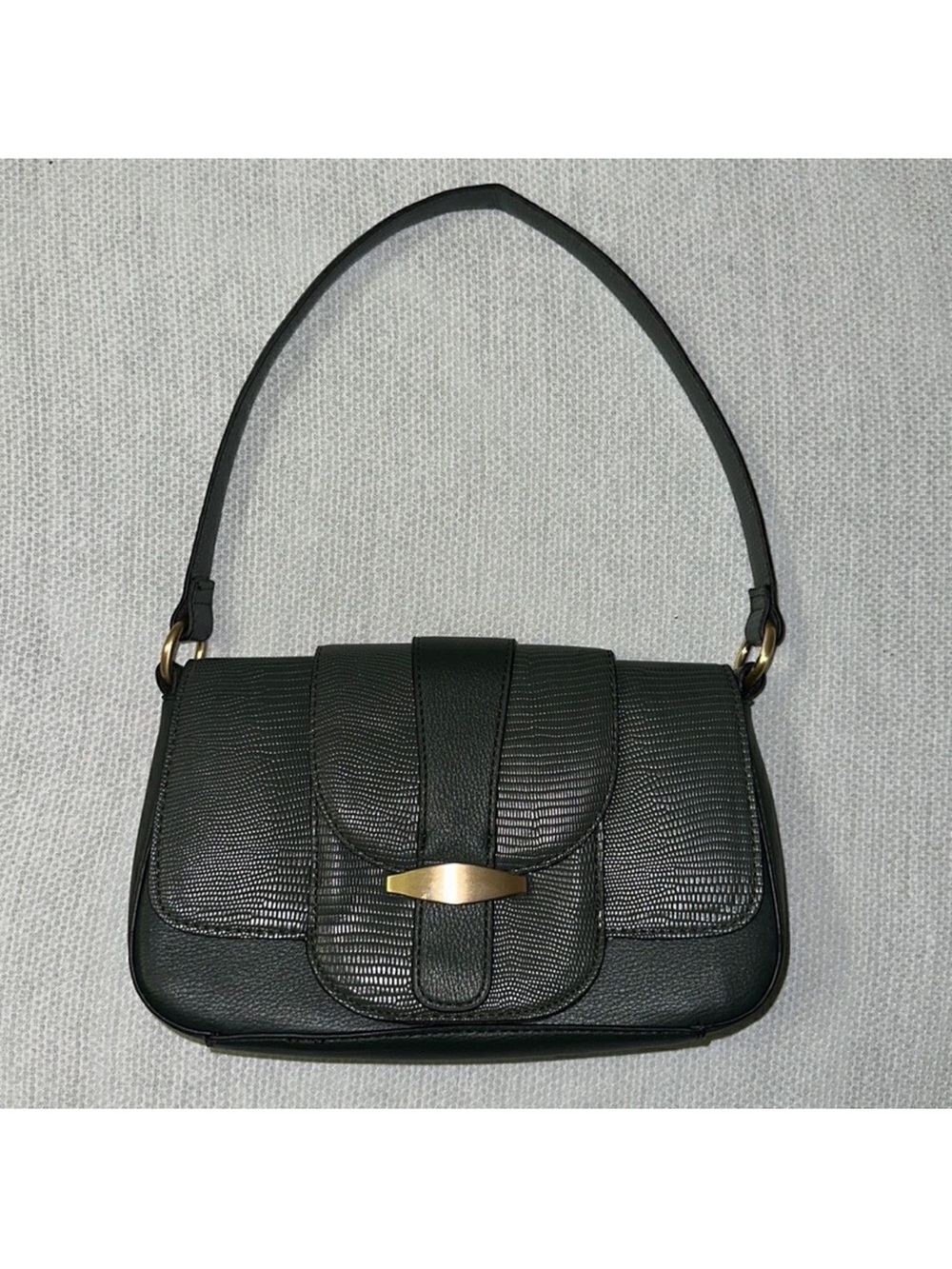 TIME and TRU Small Dark Green Faux Pebbled Leather Hobo Bag Purse